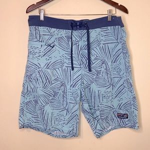 Patagonia Men’s Wavefarer Boardshorts Swim Trunks Tropical Mint Green